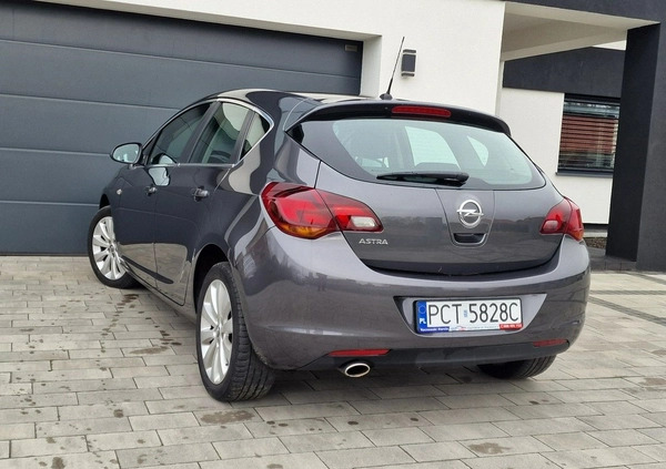 Opel Astra cena 27800 przebieg: 159450, rok produkcji 2010 z Leszno małe 277